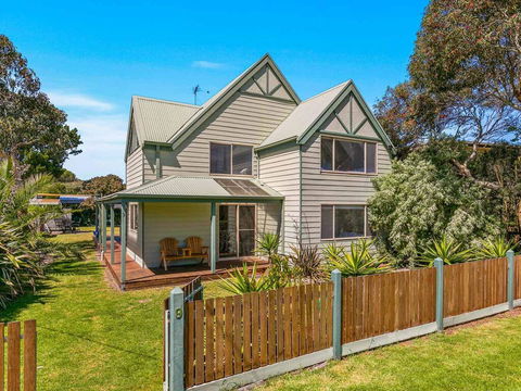 A La Plage - Accommodation Tasmania 0