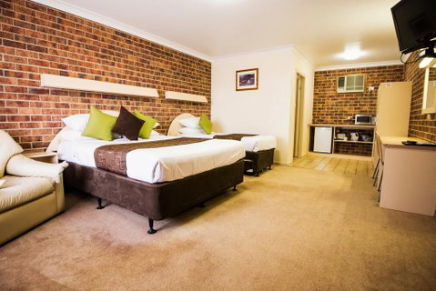 A Line Motel - Accommodation Tasmania 1
