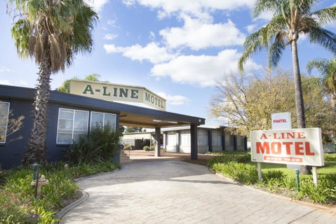 A Line Motel - Accommodation Tasmania 0
