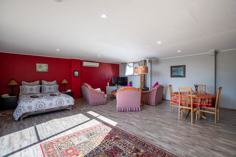 A Lismar Lodge Cottage - Accommodation Tasmania 0