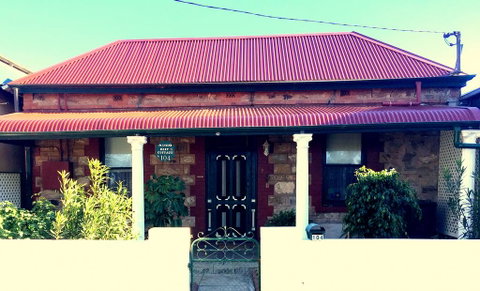 A Miner's Rest - Accommodation Tasmania 0
