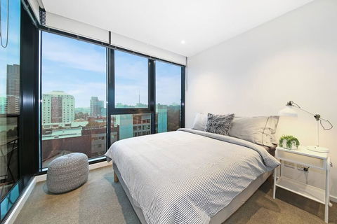 A Modern & Central Apt With Beautiful City Views - Accommodation Tasmania 2