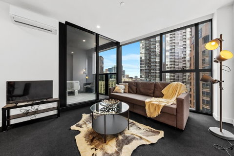 A Modern Apt, 5-min Walk To Queen Victoria Market - Accommodation Tasmania 0