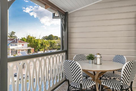 A PERFECT STAY - Luxe & Bloom - Accommodation Tasmania 3