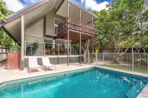 A SWEET ESCAPE - Ariel's - Accommodation Tasmania 0