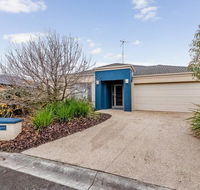 A TOUCH OF CLASS - PET FRIENDLY OUTSIDE ONLY - Accommodation Tasmania