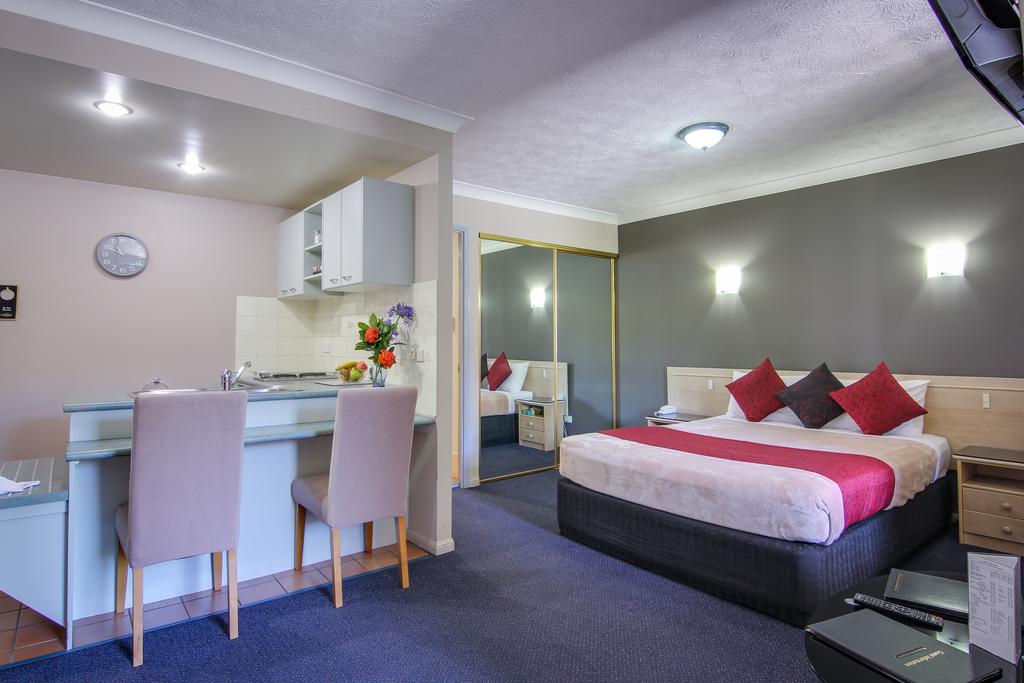 Woolgar QLD Accommodation Tasmania