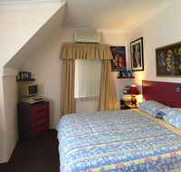 Aarn House BB Airport Accommodation - Accommodation Tasmania