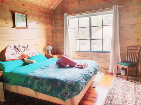 Abelia Cottages SPA Lakeside COTTAGE No 2 - Accommodation Tasmania 2