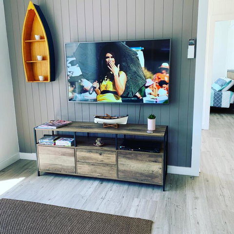 Abode Callala Beach Jervis Bay - 100m To Beach! - Accommodation Tasmania 3