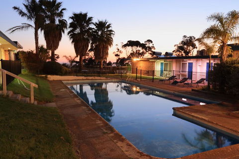Absolute Lakes Entrance Motel - Accommodation Tasmania 0