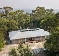 Acacia Lakehouse - The lake at your doorstep - Accommodation Tasmania