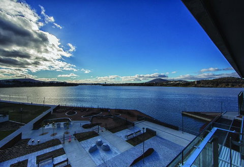 Accommodate Canberra - Aurora - Accommodation Tasmania 1