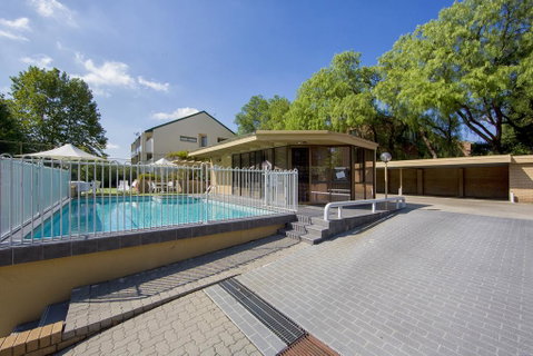 Accommodate Canberra - Kingston Court - Accommodation Tasmania 2