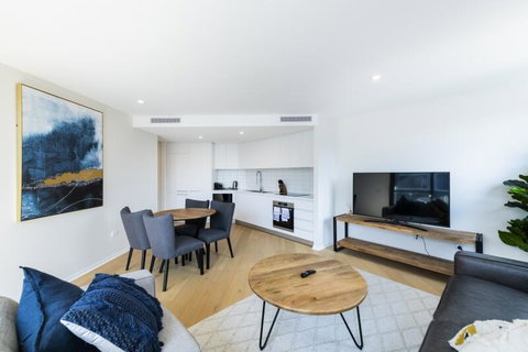 Accommodate Canberra - Northshore - Accommodation Tasmania 2