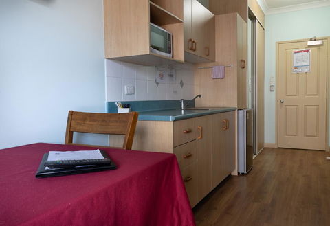 Accommodation On Denham - Accommodation Tasmania 2