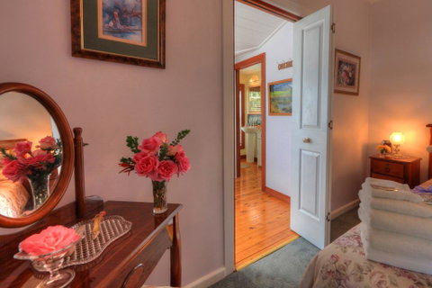 Addlestone House Bed And Breakfast - Accommodation Tasmania 2