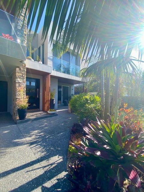 East Woonona Sea Esta Studio - Accommodation Tasmania 1