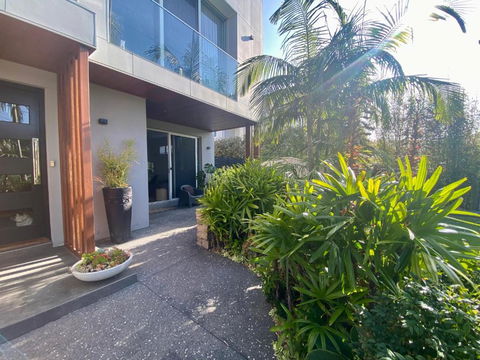 East Woonona Sea Esta Studio - Accommodation Tasmania 0