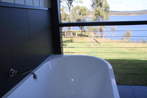 Dusty Hill Vineyard - Moffatdale - Accommodation Tasmania 3