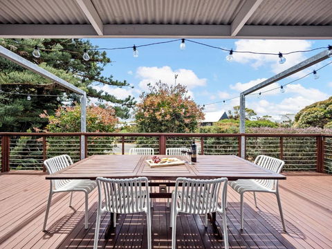 Eagle Bay Beach House - 300m To The Beach! - Accommodation Tasmania 0