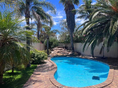 Edgewater Whole Holiday Resort - Accommodation Tasmania 0