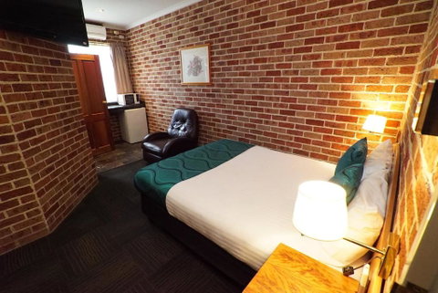 Exies Bagtown - Accommodation Tasmania 2