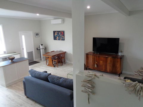 Erwins Lagoon Retreat - Accommodation Tasmania 1