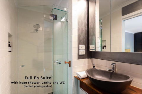 Fernbrook - Luxurious Country Retreat - Accommodation Tasmania 4