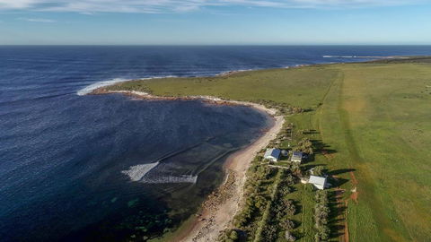 Flinders Island Eco Escape - Accommodation Tasmania 0