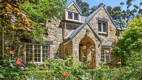 FROGWELL HOLLOW Immerse Into An Idyllic Fairytale - Accommodation Tasmania 0