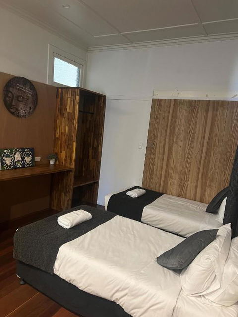 Gin Gin Budget Accommodation - Accommodation Tasmania 2