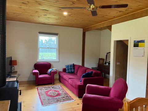 Grannies Lane Cottage - Accommodation Tasmania 3