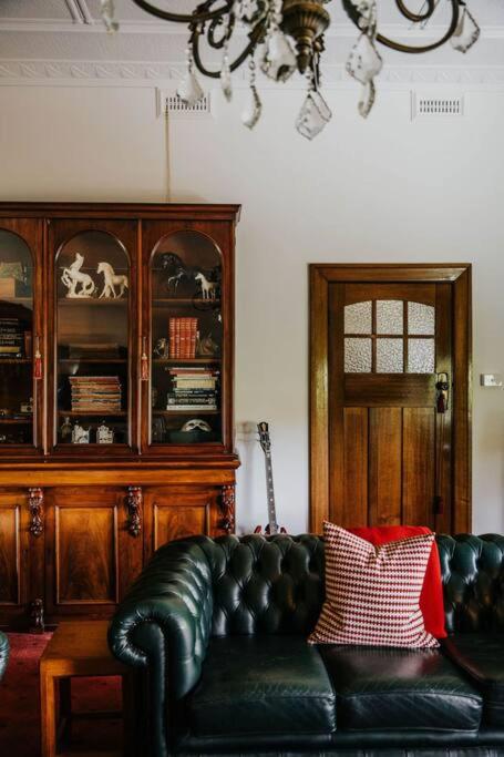 Green Gables King Suite - Accommodation Tasmania 3