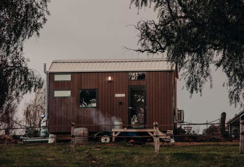 Gums N Roses By Tiny Away - Accommodation Tasmania 0