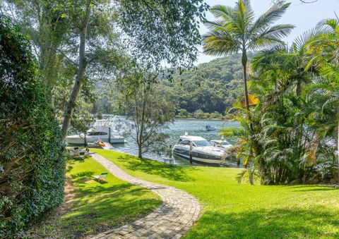 Hidden Beauty - Waterfront - Accommodation Tasmania 0