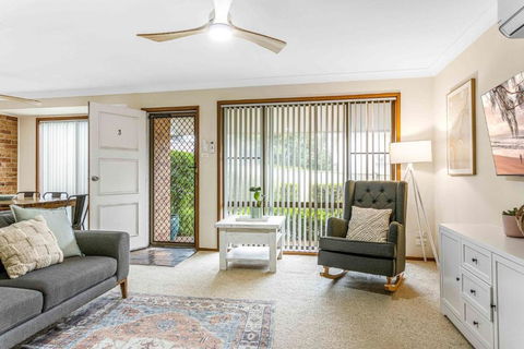Hidden Gem In Woonona - Accommodation Tasmania 1