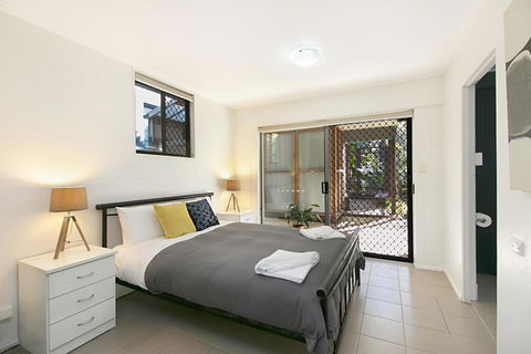 HideAway - Tweed Coast Holidays - Accommodation Tasmania 0