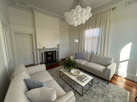 Historic Camden House - Accommodation Tasmania 1
