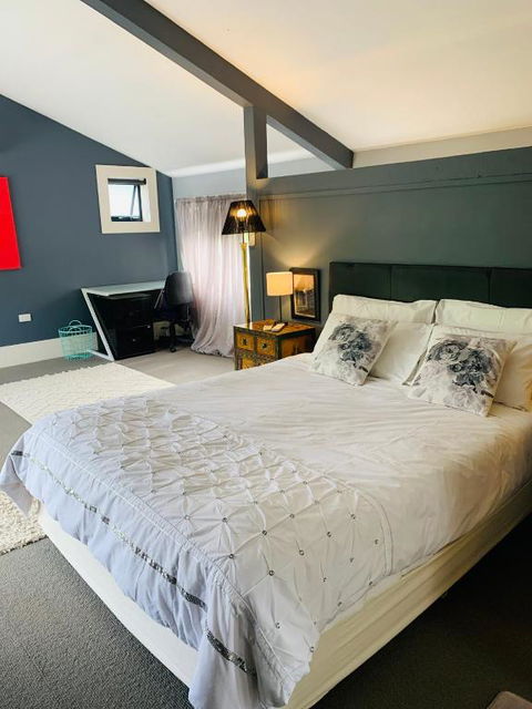 Inactive Victoria - Accommodation Tasmania 1