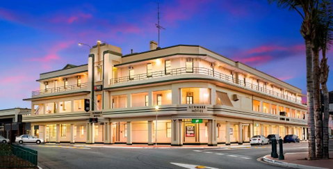 Hotel Renmark - Accommodation Tasmania 0