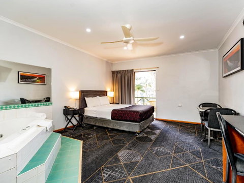 Hotel Renmark - Accommodation Tasmania 3