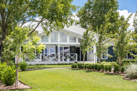 Isca House, Exeter, NSW - Accommodation Tasmania 3