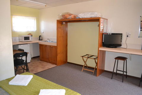 Affordable Gold City Motel - Accommodation Tasmania 3