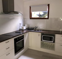 Airlie Getaway Unit 3 - Accommodation Tasmania