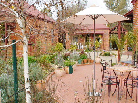 Albury Cottages - Accommodation Tasmania 0