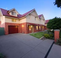 Albury Suites - Schubach Street - Accommodation Tasmania