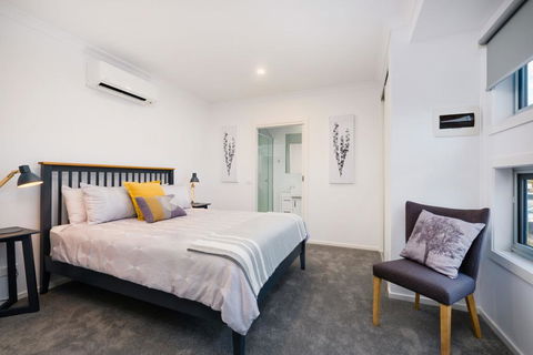 Albury Yalandra Apartment 2 - Accommodation Tasmania 0