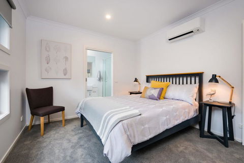 Albury Yalandra Apartment 5 - Accommodation Tasmania 3