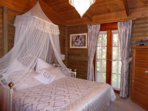 Aldgate Lodge Bed & Breakfast - Accommodation Tasmania 2